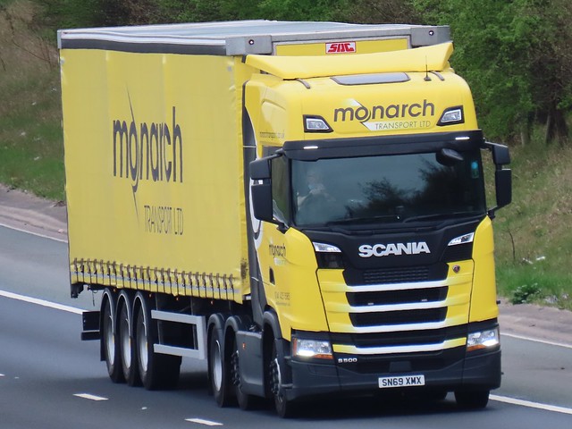 Monarch Transport, Scania S500 (SN69XMX) On The A1M Northbound