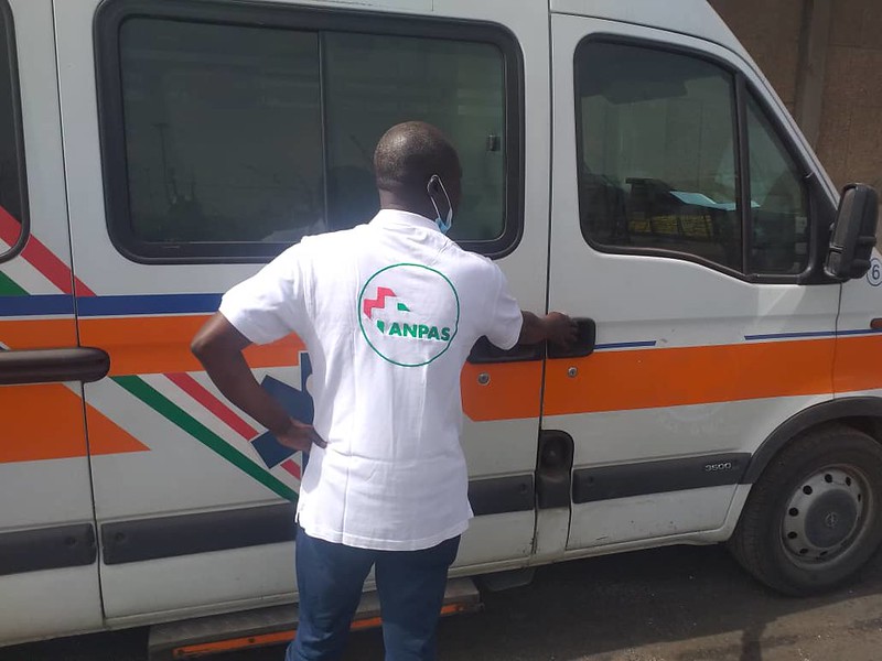 Due ambulanze Anpas sbarcate a Dakar
