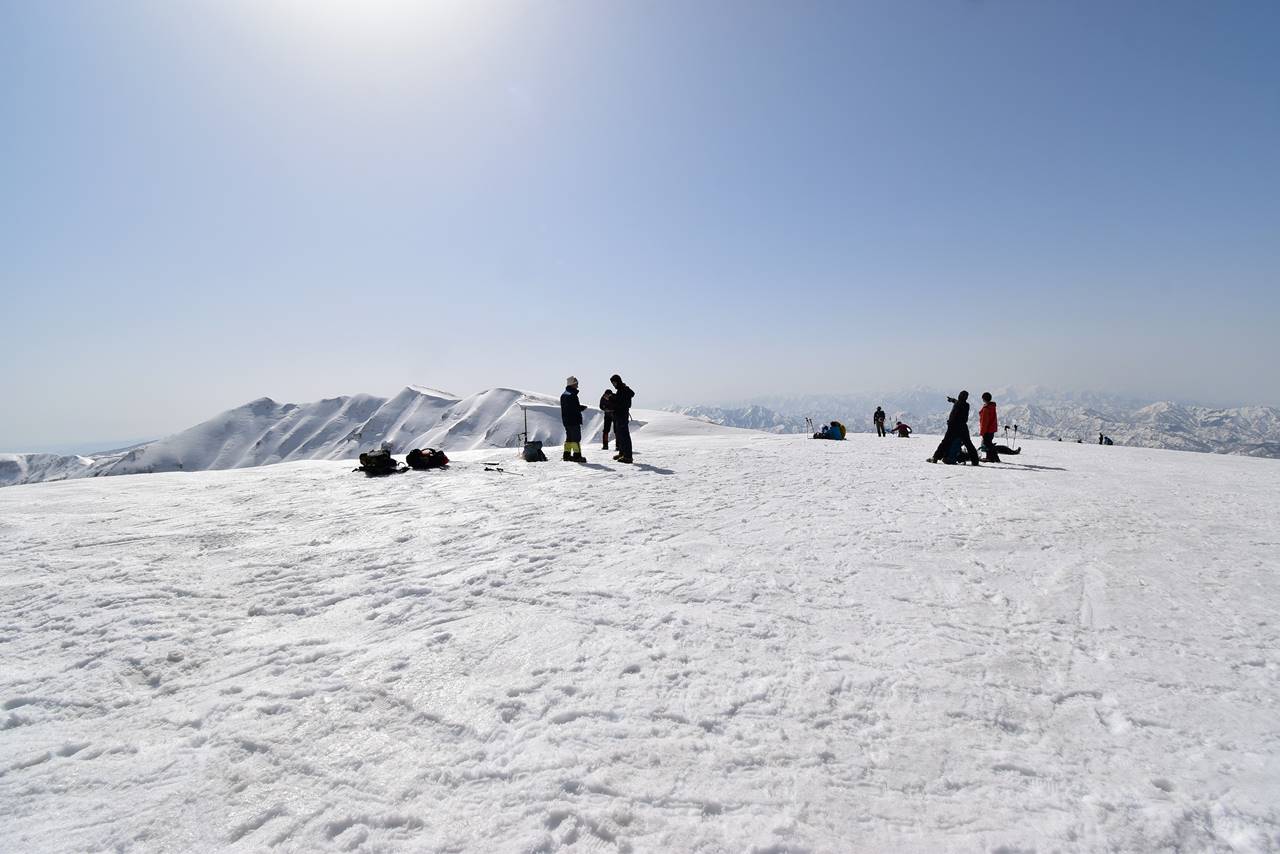 【新潟】守門岳 東洋一の大雪庇へ日帰り雪山登山