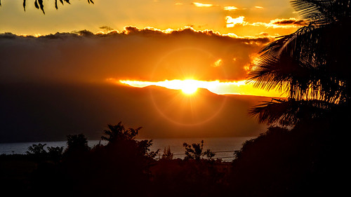 hawaii hawai aloha haiku sunset atardecer por de sol sun sea mar island tropical palms palmeras