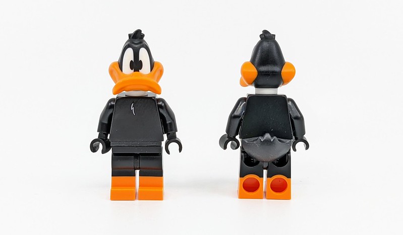 71030: LEGO Minifigures Looney Tunes Series