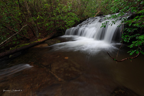 canon eos 6d ef1635mm f4l is usm landscape long exposure nature outdoor abner creek pinnacle falls river south carolina harmon caldwell