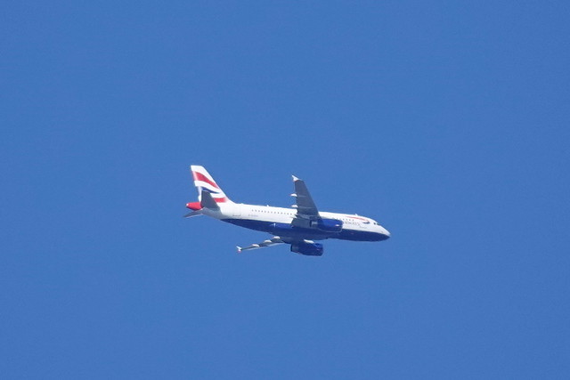 British Airways G-EUOA, Airbus A319-131, flight BA1326, Framwellgate Moor on 12 April 2021.