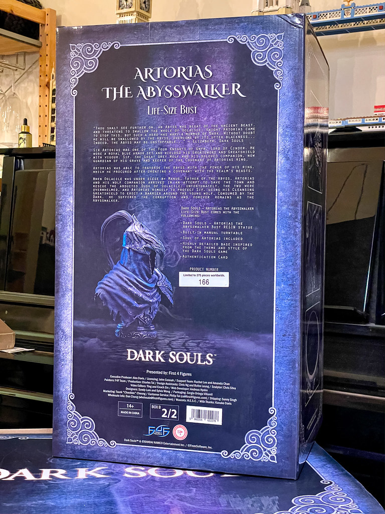 DARK SOULS – ARTORIAS THE ABYSSWALKER LIFE-SIZE BUST EXCLUSIVE EDITION