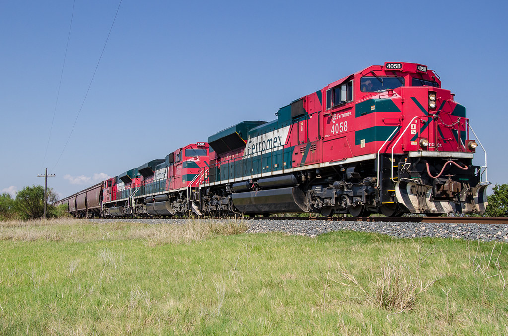 Ferromex Galore | Triple FXE ACes lead eastbound BNSF grain … | Flickr