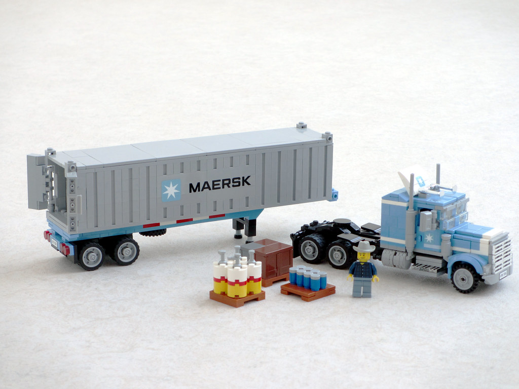 Maersk Truck and trailer unit  (set 1552 reimagine…