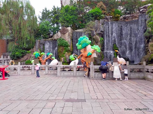 「龍山寺」(Longshan temple), Taipei, Taiwan, SJKen, Apr 2,2021.
