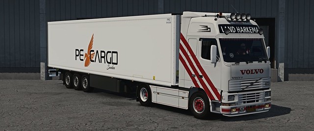 Volvo FH12 460 - Land Transport Harkema - PE Cargo