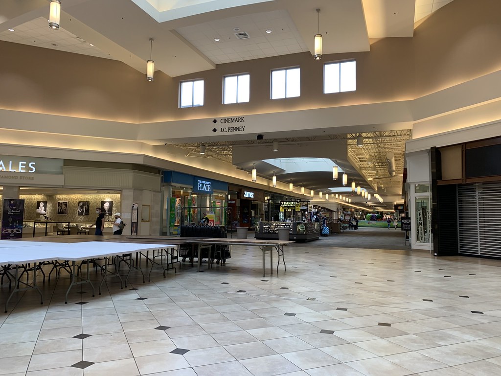Huntington Mall interior | Huntington Mall (1,140,431 square… | Flickr