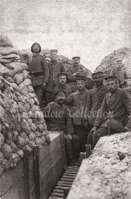 Men of 1. Thüringisches Landwehr-Regiment Nr. 31 in the trenches