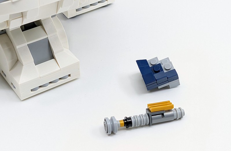 75308: LEGO Star Wars R2-D2 Set Review