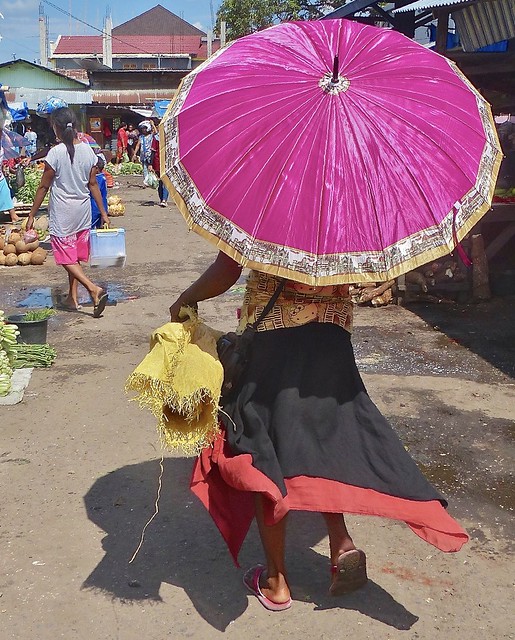 Payung indah - Pasar Kadelang, Kalabahi, Alor NTT