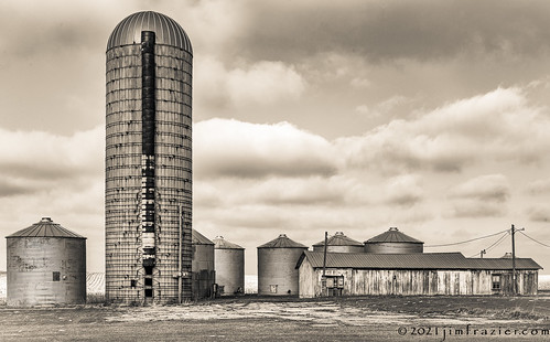 2020 20201127oglesvieroadtrip bw earlville aged agricultural agriculture autumn barns blackandwhite bucolic buildings clouds country countryside decay desaturated diagonals fall farming farms illinois jimfraziercom landscape lasallecounty lateafternoonlight loadcode202102 loadcode202104 metal monochrome nature northernillinois november old pastoral peelingpaint photoroadtrip photowalk q3 roadtrip roadside rundown rural rustic scenery scenic sheds silos sky steel structures sunny toreadytoexport tosave triangles weathered worn tocacca f10 f20 2percent f30 3percent