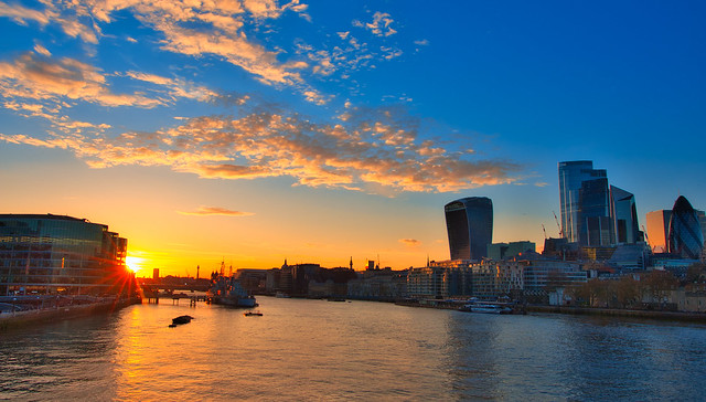 Sunset at Thames