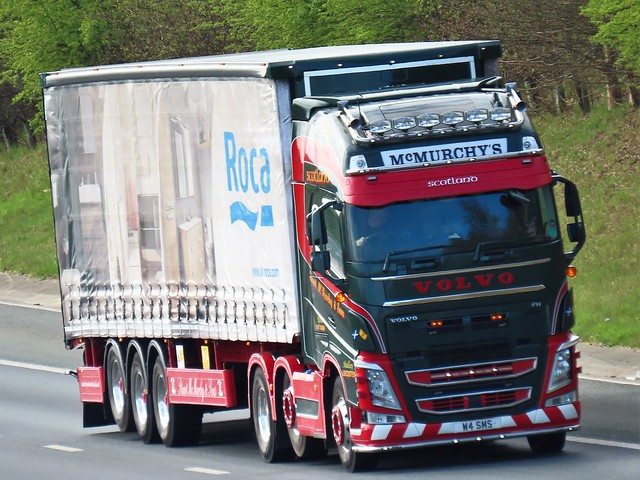 McMurchy's, Volvo FH (W4SMS) On The A1M Northbound