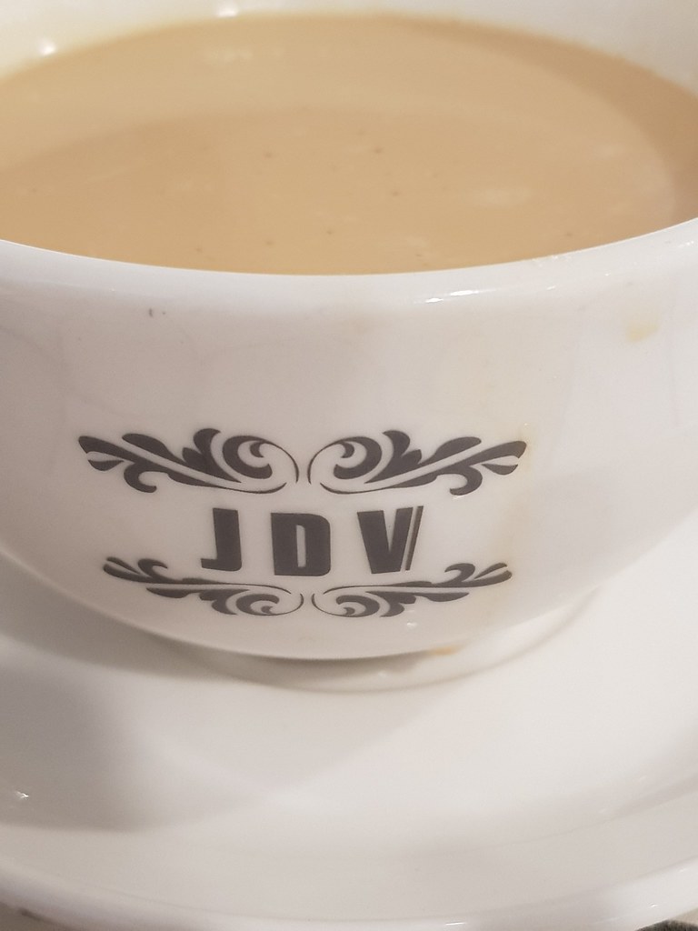 娘惹椰酱饭 Nyonya Nasi Lemak rm$17.90 & 印度香料奶茶 Chai Latte rm$8 (set upgrade price) @ JDV Cafe USJ10