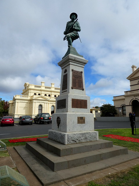 War Memorial, Maryborough, Victoria