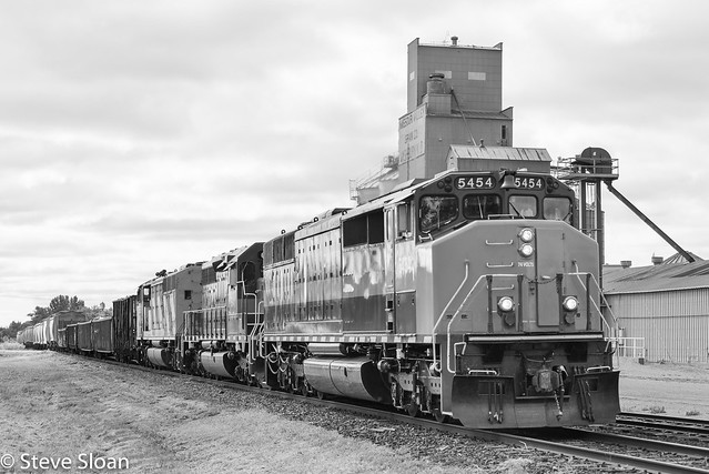SD50F led train in North Dakota