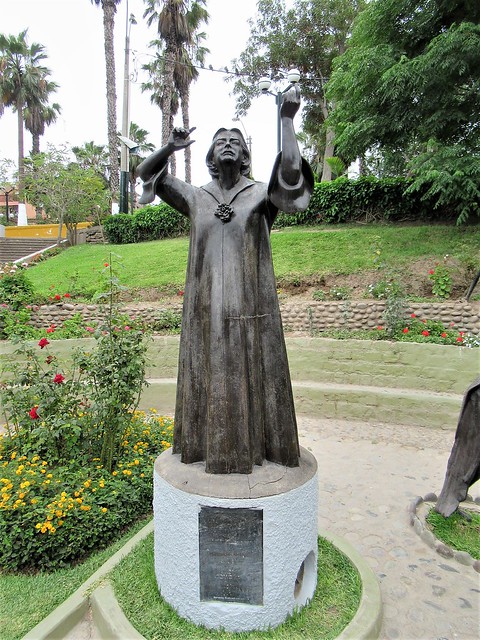 Female sculpture, Parque Federico Villarreal, Barranco, Lima, Peru