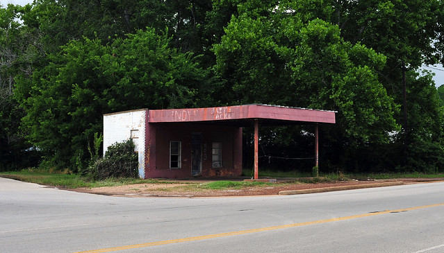 Abandoned Filling Station - Rusk, Texas