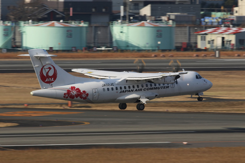 Japan Air Commuter JA02JC