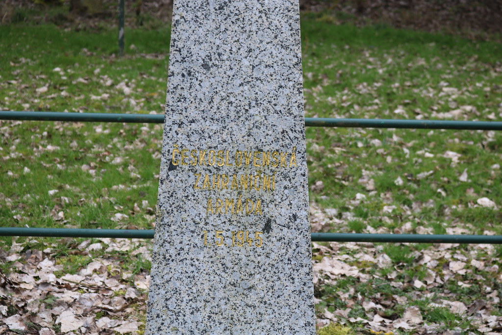 pomník Československé zahraniční armády v Pomezí nad Ohří