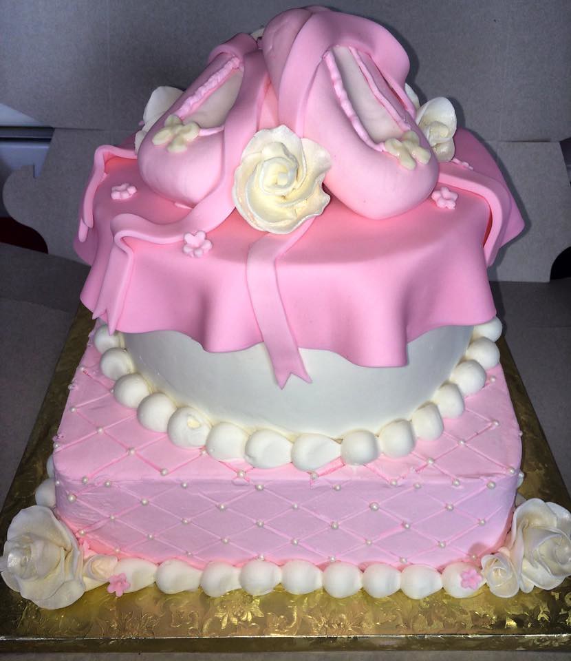 Cake by Loyalty Cakes