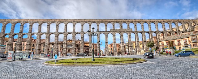 Aqueduct of Segovia at first sight