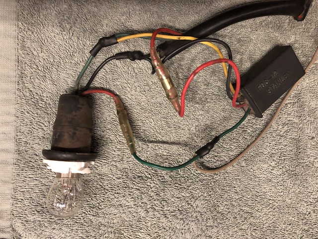Cleaning up an old mod: resoldered running/indicator lights