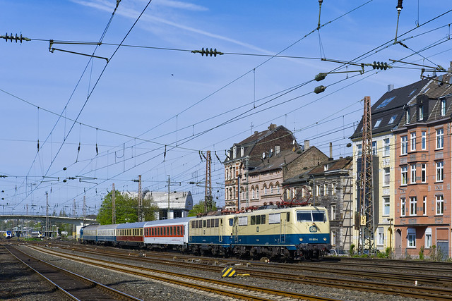 111 001 in Wuppertal-Oberbarmen