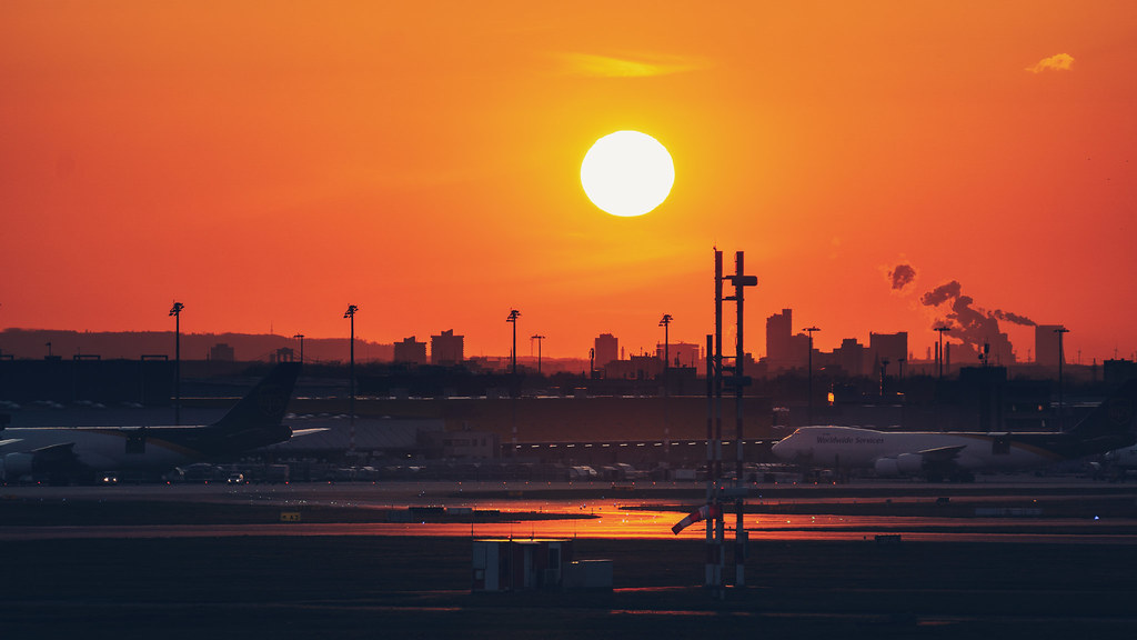 Sunset & Planes
