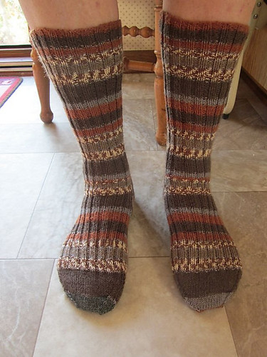 Marie (thecatsmom) knit a pair of Basic Ribbed Socks by Debbie O’Neill