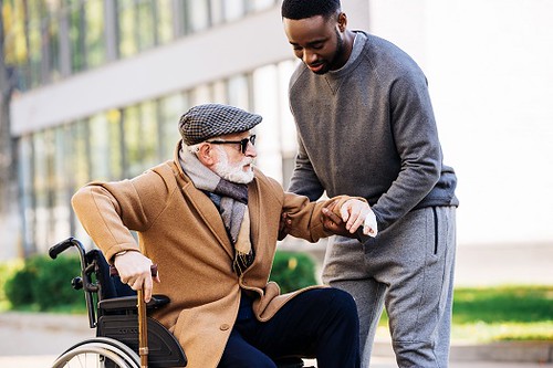 5 Ways Caregivers Can Strike a Balance Between Helping & Enabling