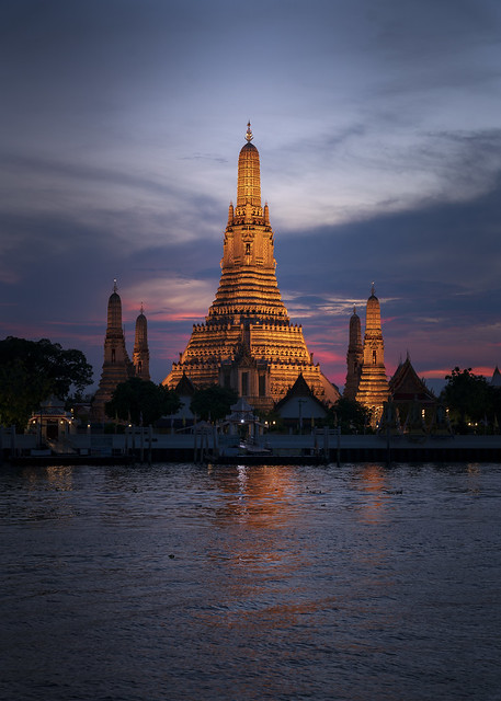 Wat Arun Reflections 14a