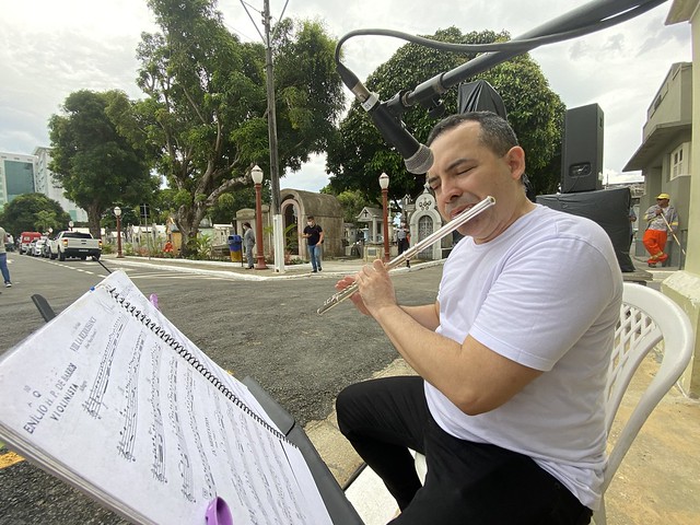 7.5.2021 - Prefeitura de Manaus leva ambientação musical aos cemitérios públicos da cidade