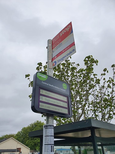 Central Bedfordshire Council Axentia Battery Powered Realtime Screen | by leylandbus