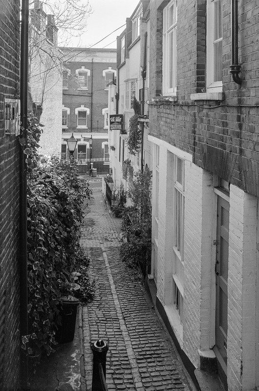 Elm Row, Hampstead, Camden, 1990, 90-4e-16