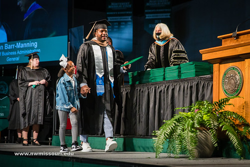 commencement spring2021 tw 03468