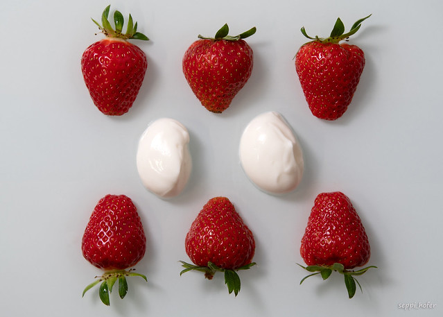 strawberries & yoghurt