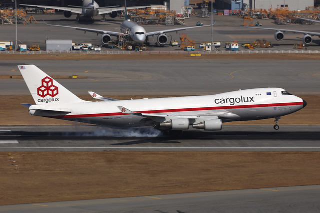 LX-NCL, Boeing 747-400F, Cargolux, Hong Kong