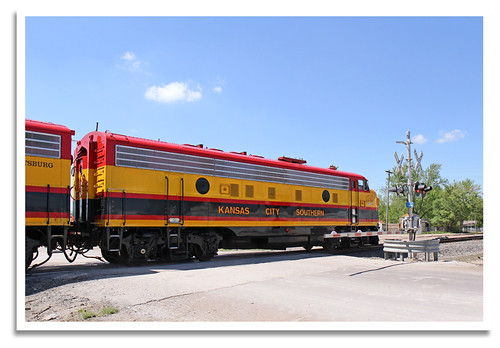 KCS OCS - leaving Drexel, MO, train passengertrain officecarspecial ocs dieselelectric locomotive vintage classic preserved restored historic kansascitysouthern kcs southernbelle kcs1 cabunit funit coveredwagon drexel missouri