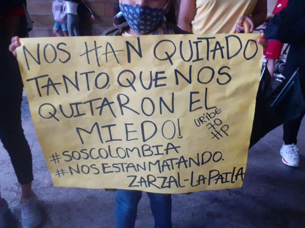 Concentracion denuncia represión Colombia