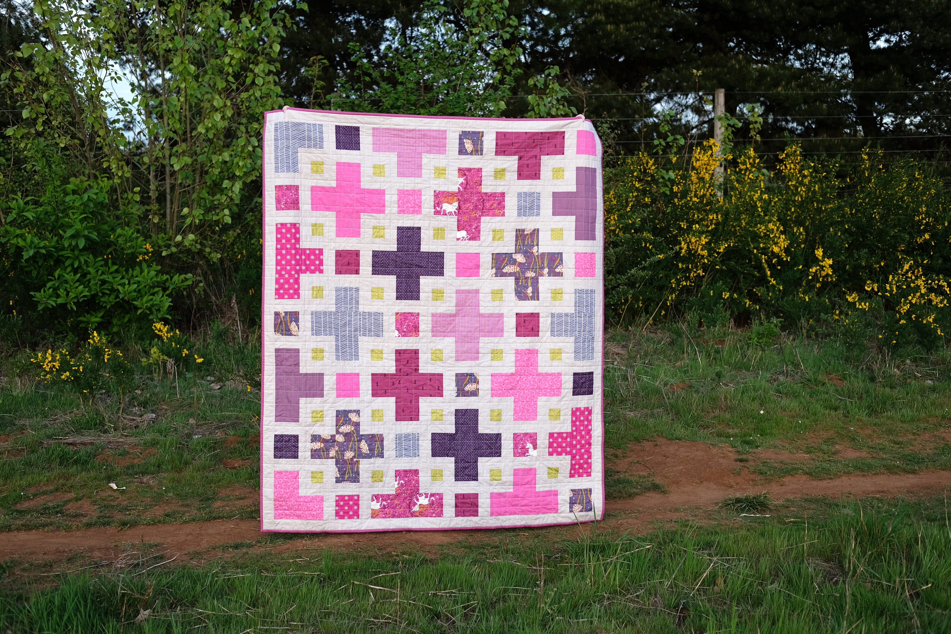 A Pink and Purple Violet Quilt - Kitchen Table Quilting