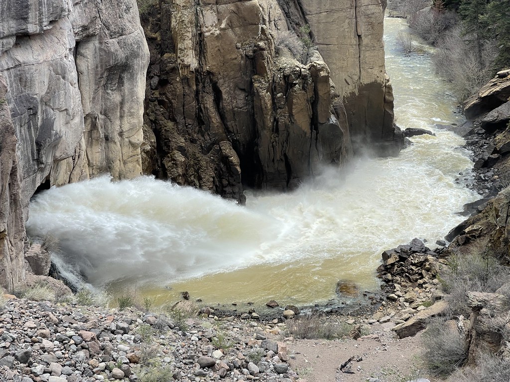 Hot Creek Trail