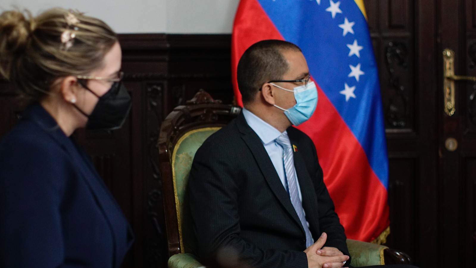 Canciller Arreaza se reúne con representante del PMA en Venezuela