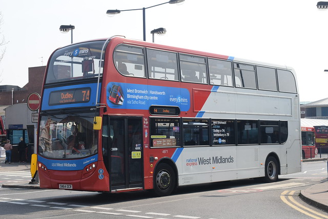 NXWM 4971 @ West Bromwich bus station