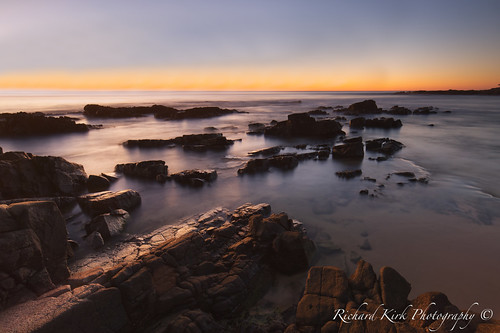 australia queensland pointarkwright rocks sea water dawn goldenhour longexposure canon sunlight