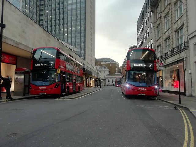 Metroline | Route 7: East Acton - Oxford Circus | VWH2296 (LK17DFP) & WHD2713 (LK70AZC)