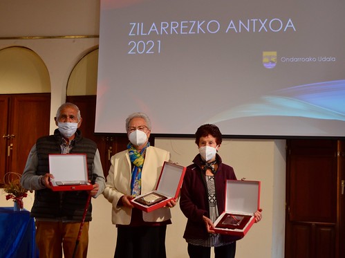Zilarrezko antxoa 2021: Danonartin elkartea.