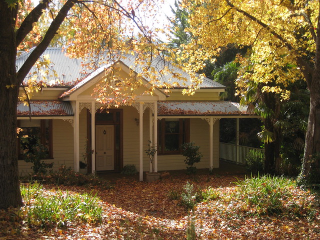 A Victorian Filigree Style Villa - Bright